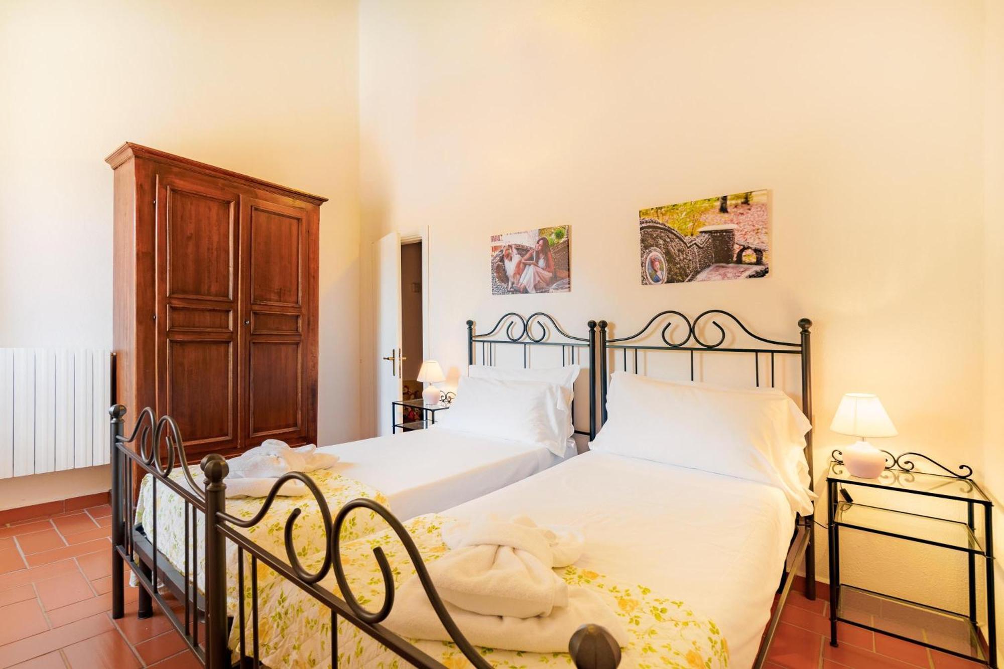 Residence With Swimming Pool Immersed In The Typical Tuscan Countryside Just 5 Minutes From Massa Marittima Podere Pian Mucini Bilik gambar