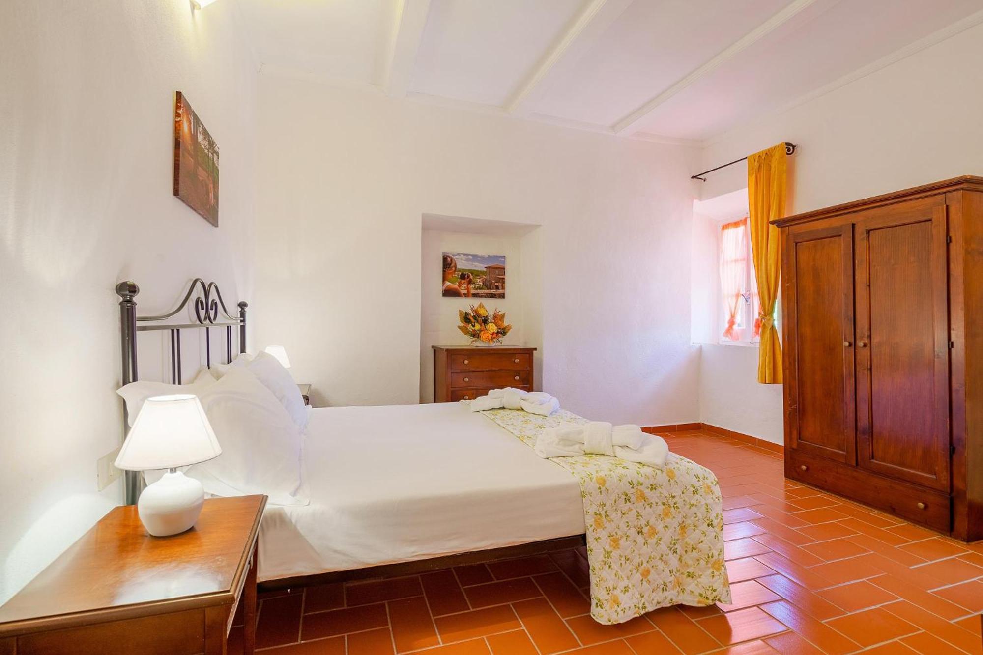 Residence With Swimming Pool Immersed In The Typical Tuscan Countryside Just 5 Minutes From Massa Marittima Podere Pian Mucini Bilik gambar